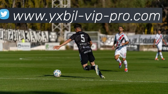 巴萨庆祝拉菲尼亚29岁生日回顾其加盟以来的精彩表现与成就